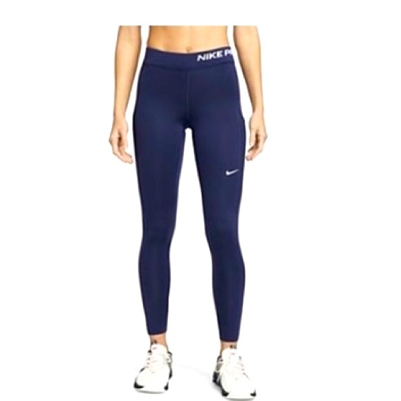 Nike Pants - Nike pro navy leggings.